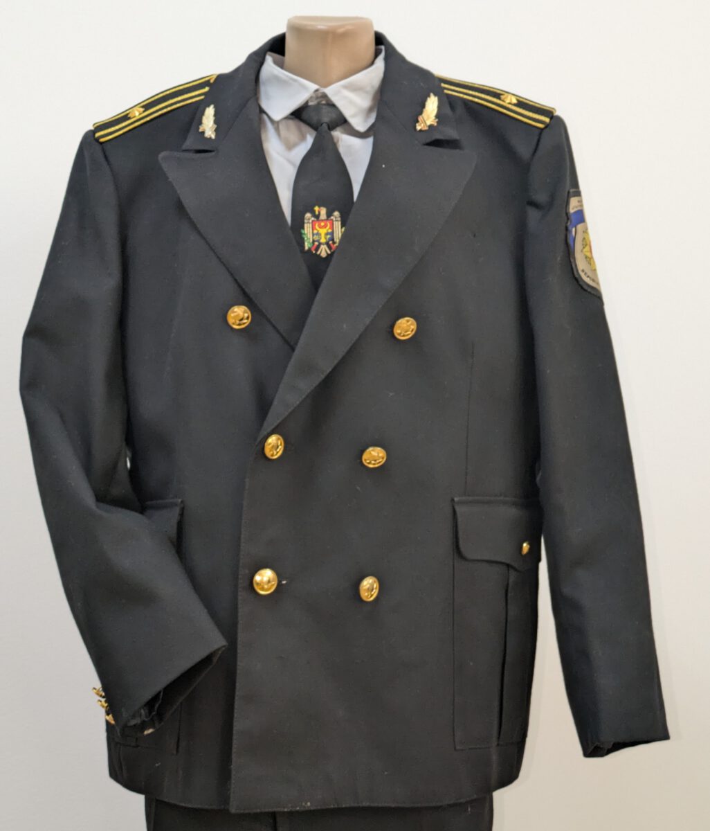 Muzeul Cahul, Veston de ofițer de poliție