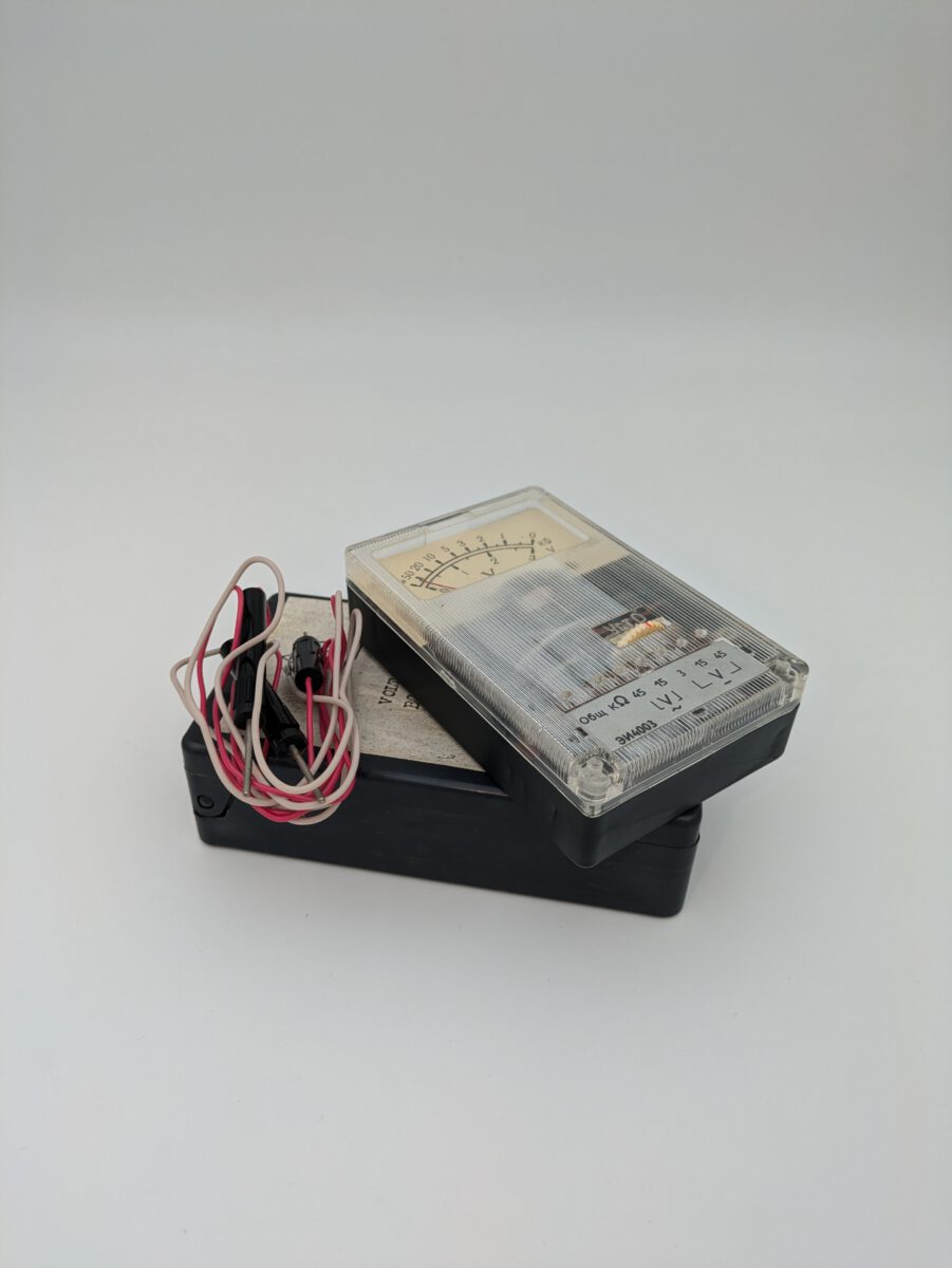 Muzeul Cahul, Voltmetru